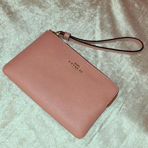 Coach Wristlet, Pebble Pink